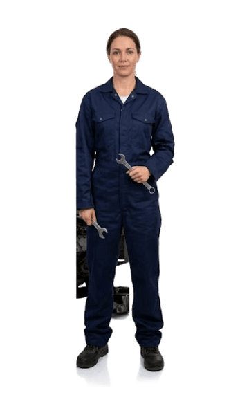 Profesional del sector Automoción con su vestuario de trabajo